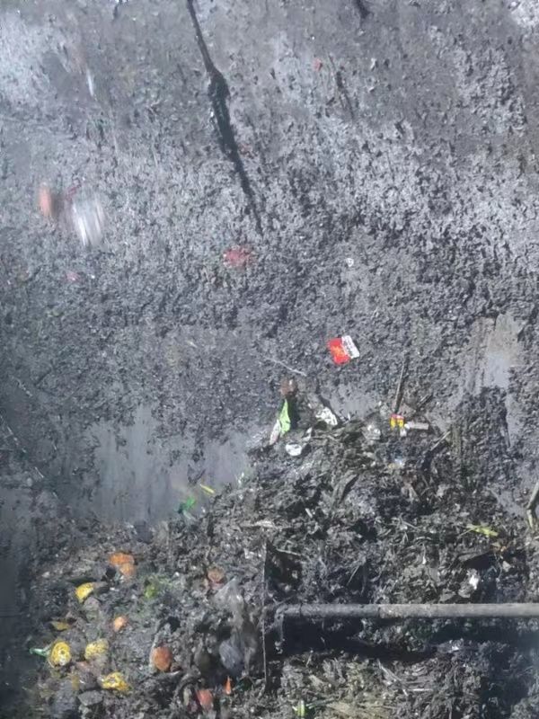 察布查尔污水池清理