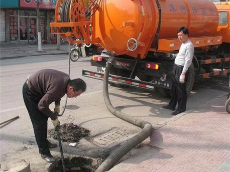 察布查尔清掏化粪池，健康生活从这里开始